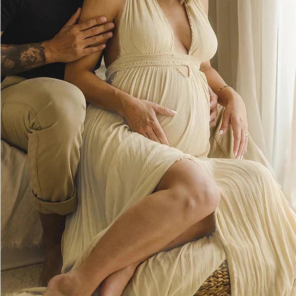 Elegant Cream Maternity Maxi Dress with Deep V - Picture 2 of 4